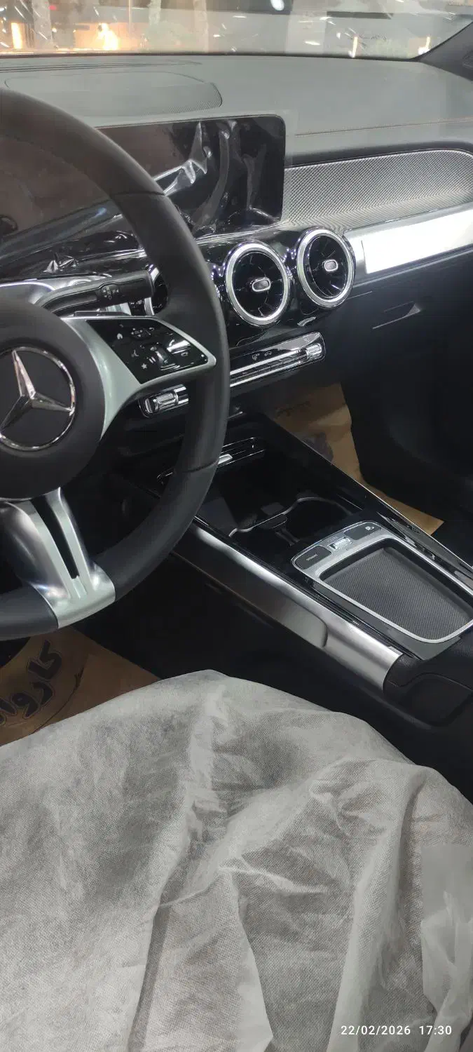 بنز GLB200 مدل ۲۰۲۵|خودرو سواری و وانت|تهران, محمودیه|دیوار