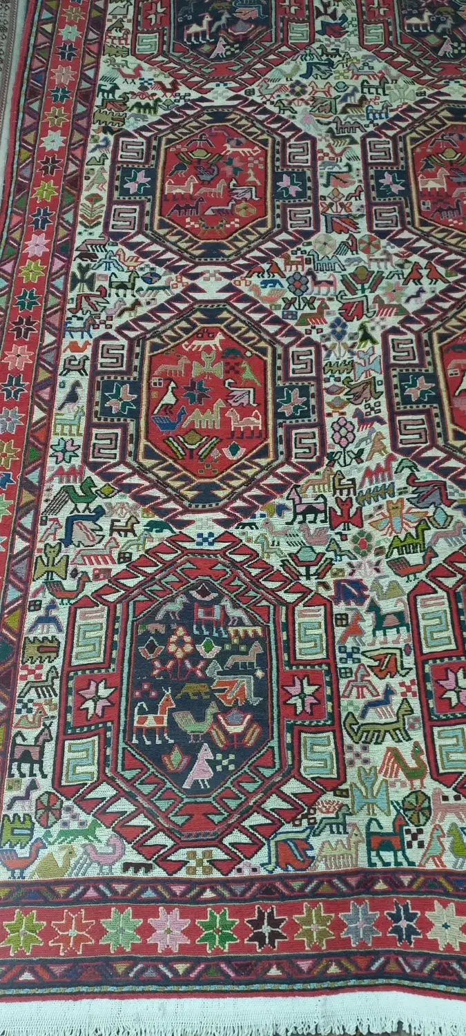 ورنی کف ابریشم (۱/۲۵×۲)|فرش|تبریز, |دیوار