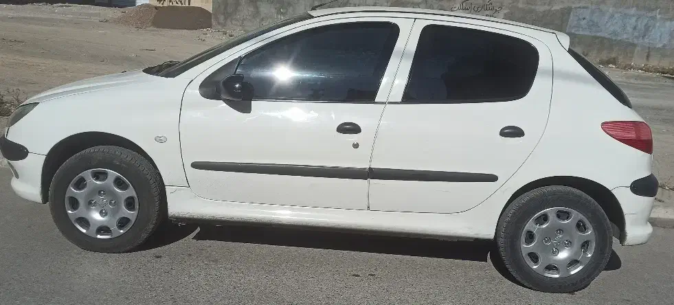 پژو ۲۰۶ مدل ۱۳۸۸ بیرنگ اقساطی|خودرو سواری و وانت|مشهد, پنجتن|دیوار