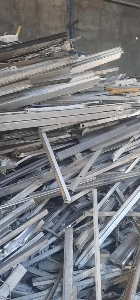 خرید ضایعات با ترازو دیجیتال|عمده‌فروشی|ساوه, |دیوار