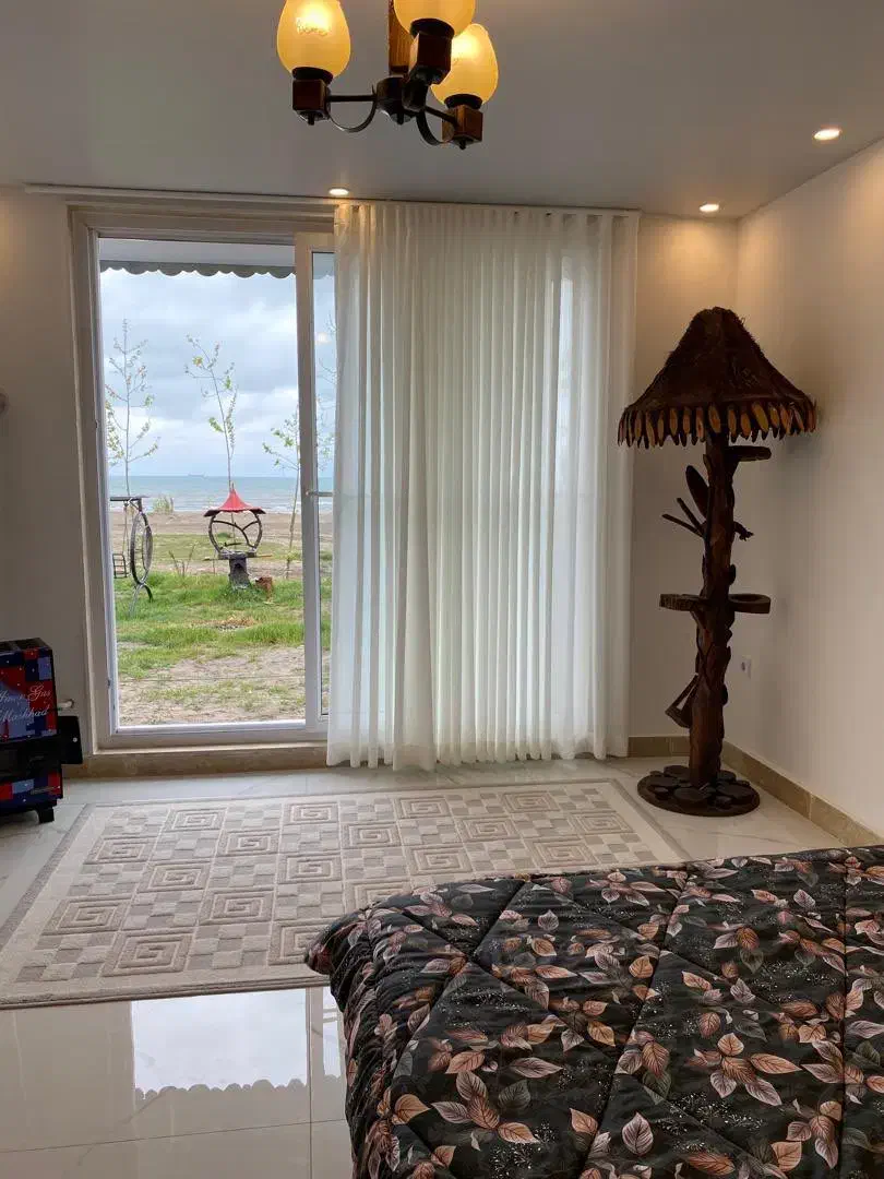 اجاره ویلا دوخوابه لب ساحل|اجارهٔ کوتاهمدت ویلا و باغ|بندر انزلی, طالب آباد|دیوار