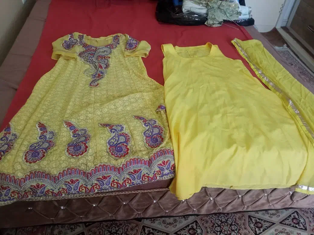 لباس هندی|لباس|یزد, |دیوار