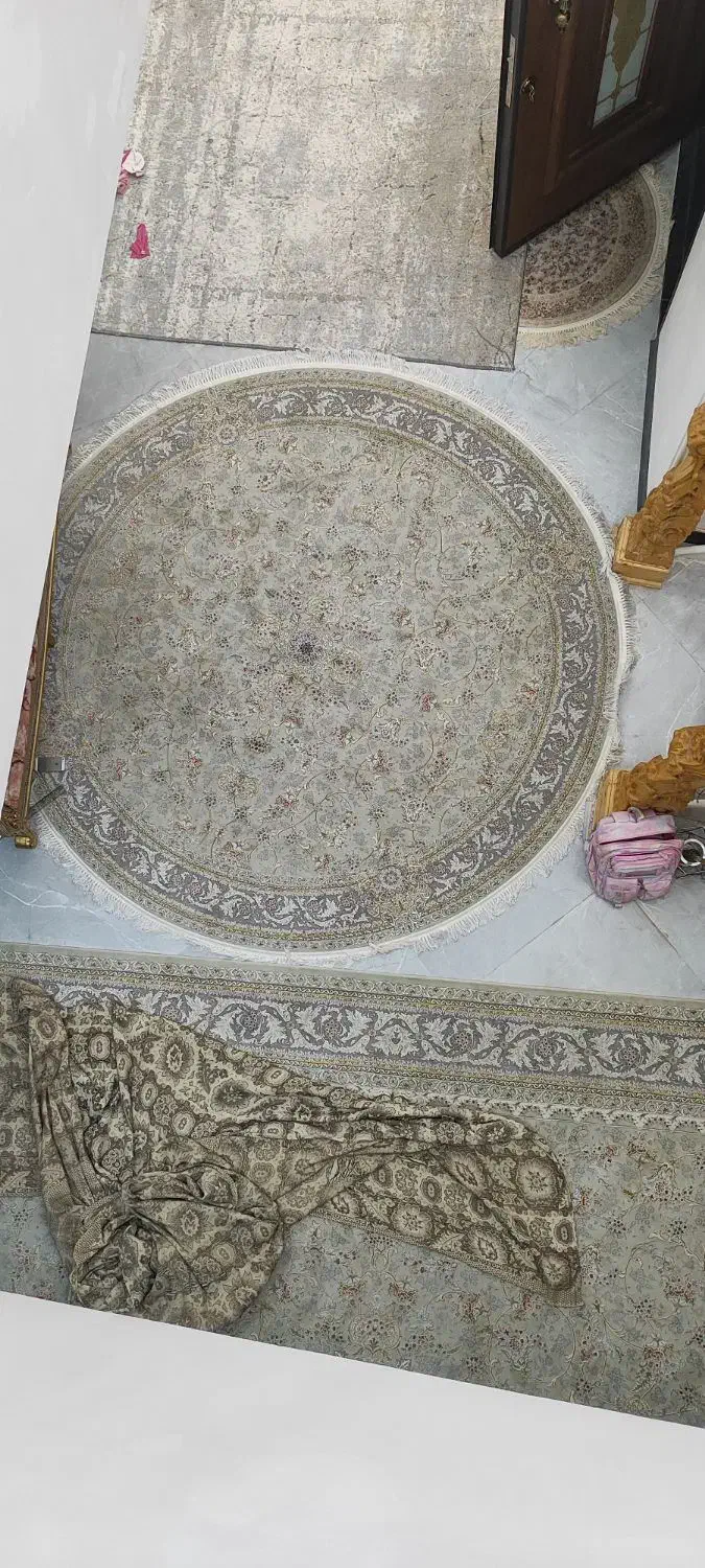 فرش گرد 2.5در2.5نو نو|فرش|ساوه, |دیوار