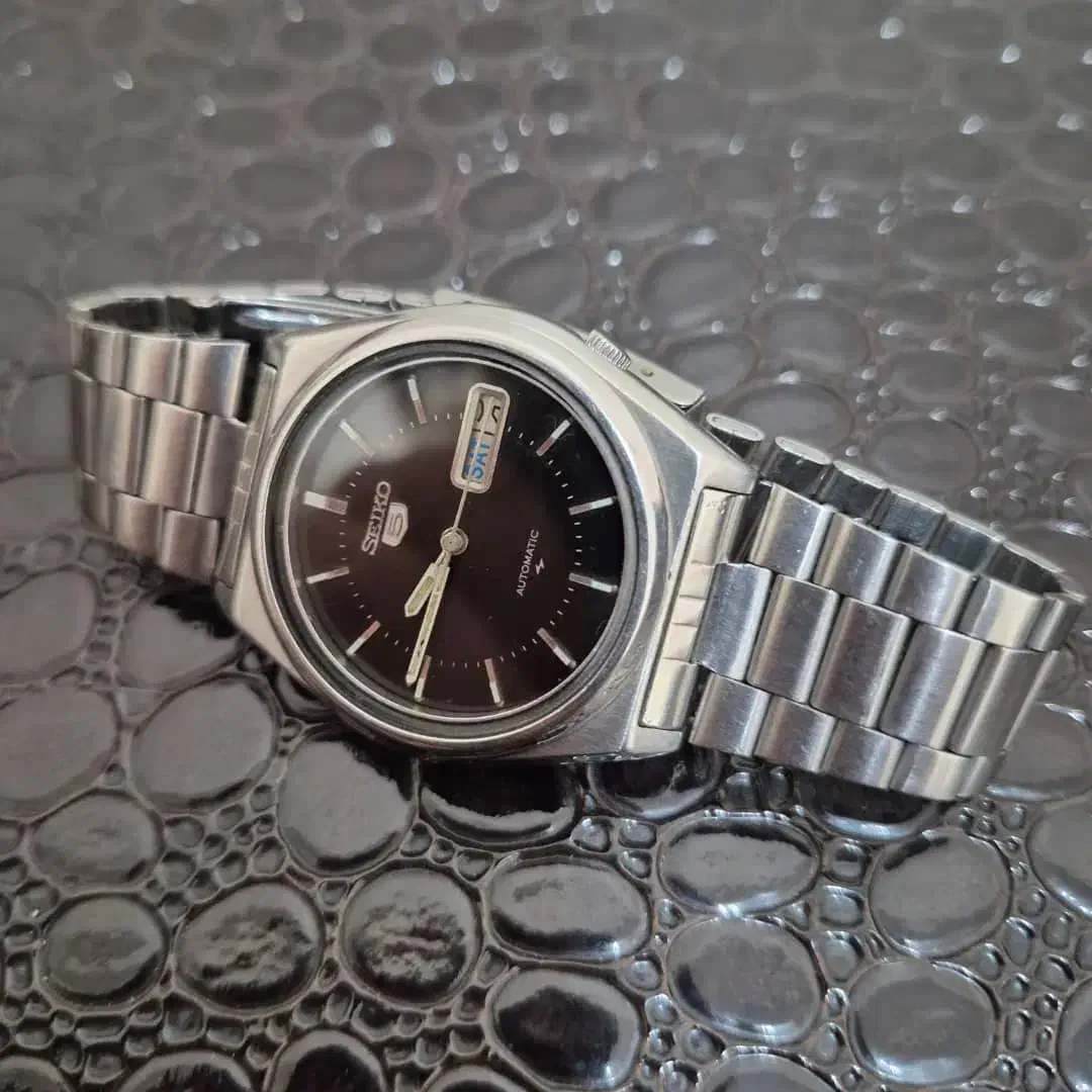 ساعت قدیمی|ساعت|خمینی‌شهر, |دیوار