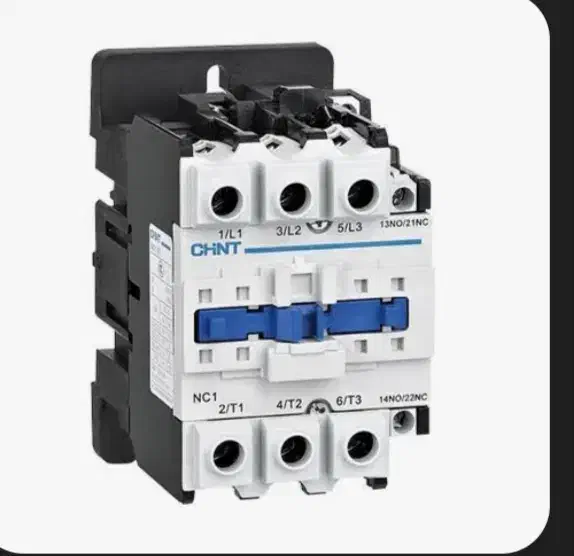 سه عدد کنتاکتور و یک عدد بیمتال(رله حرارتی)|مصالح و تجهیزات ساختمان|دورود, |دیوار