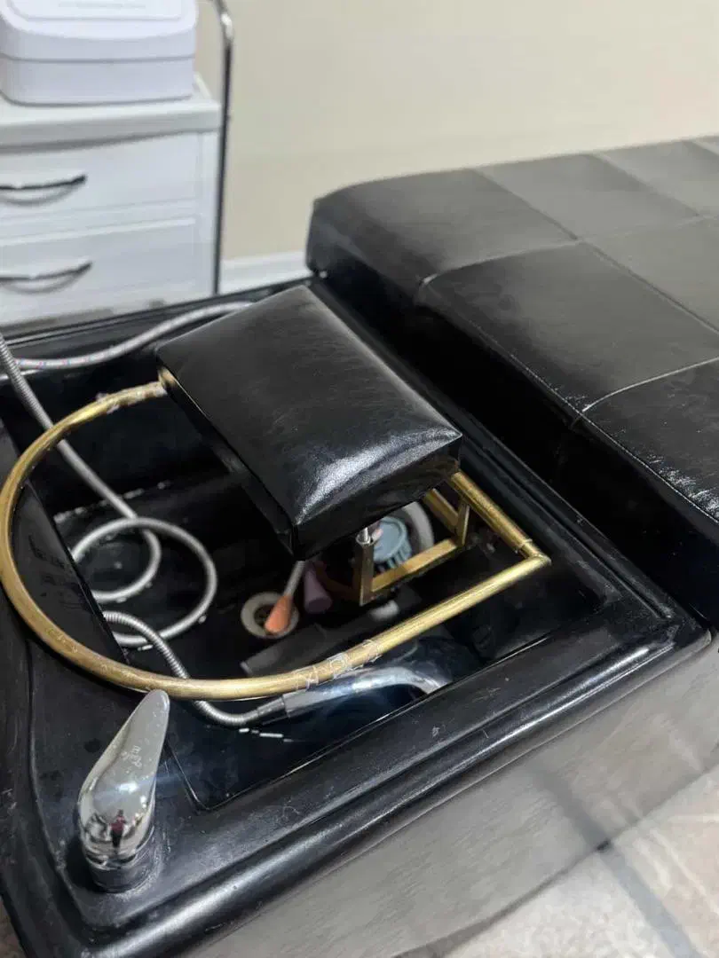 تخت اسکالپ ( دو کاره)|آرایشگاه و سالنهای زیبایی|شاهرود, |دیوار