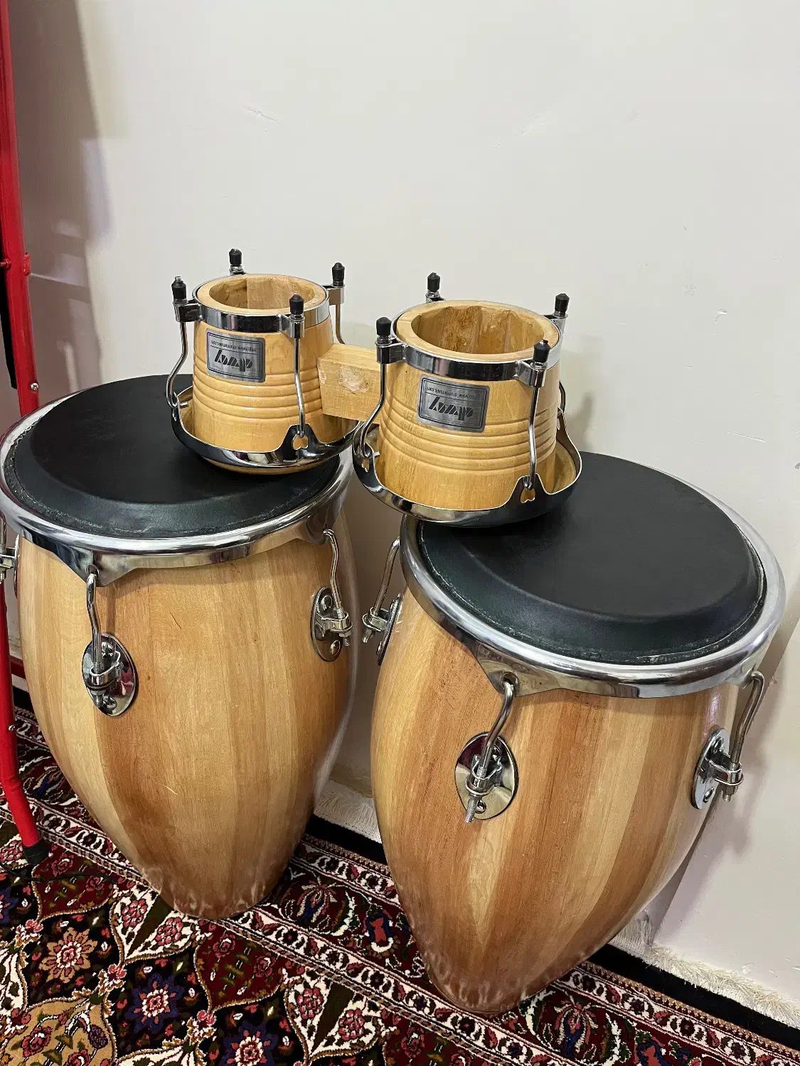 تومبا بانگو بنگو پایه|درام و پرکاشن|اصفهان, باتون|دیوار