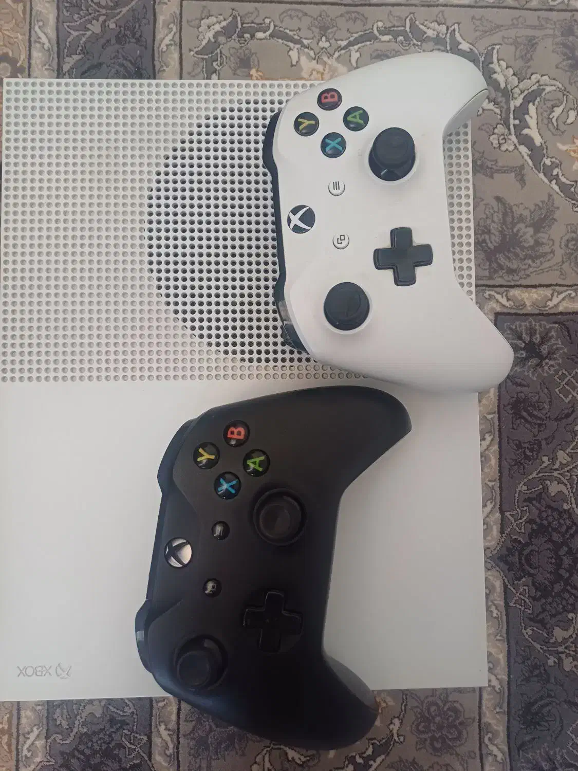 xbox  1 s|کنسول، بازی ویدئویی و آنلاین|خرم‌آباد, |دیوار