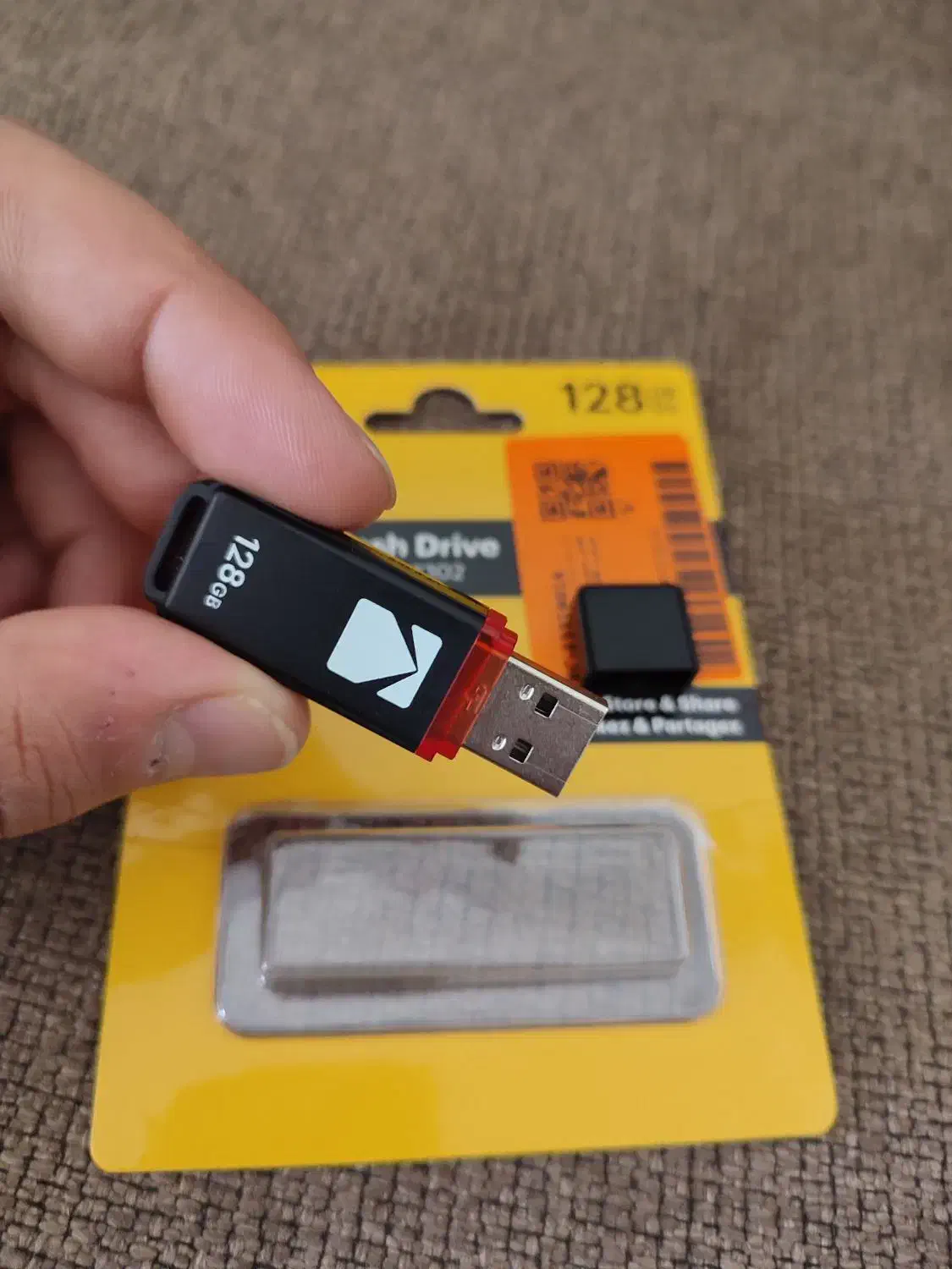 فلش مموری ۱۲۸ گیگ|قطعات و لوازم جانبی رایانه|کرمانشاه, |دیوار