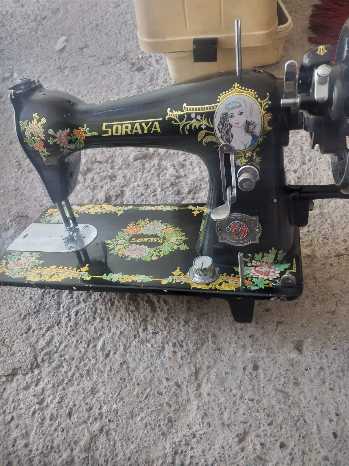 چرخ خیاطی|چرخ خیاطی و ریسندگی|خاوران, |دیوار