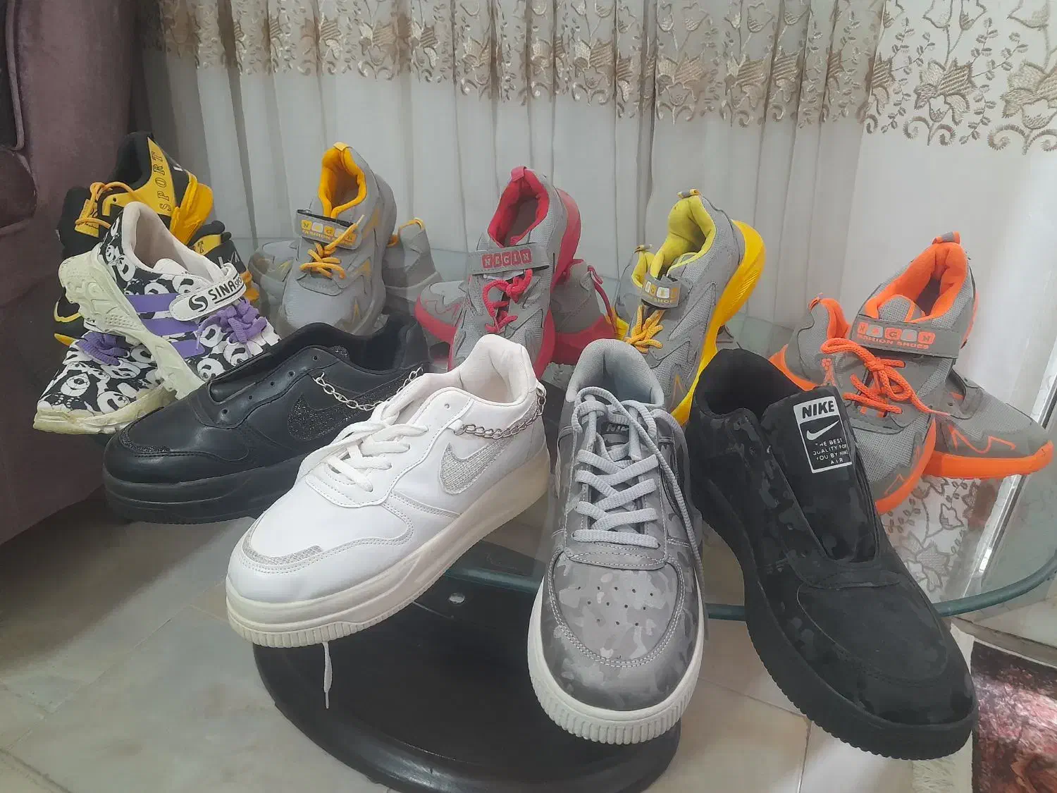 کتونی بچه گانه و اسپورت زنانه .چند تا هم مردونه|کیف، کفش، کمربند|گلپایگان, |دیوار