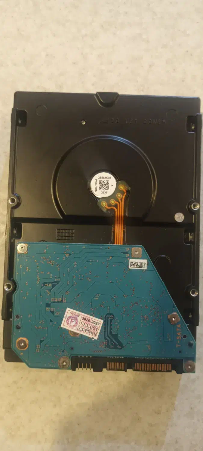 هارد ۴ترا بایت وسترنبنفش اصلی|قطعات و لوازم جانبی رایانه|میاندوآب, |دیوار