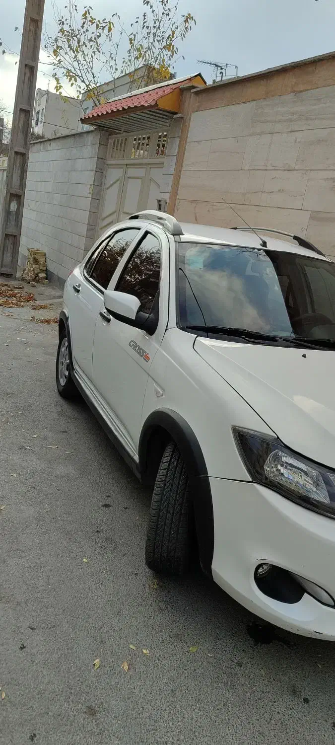 کوییک ساده 1401|خودرو سواری و وانت|اراک, |دیوار