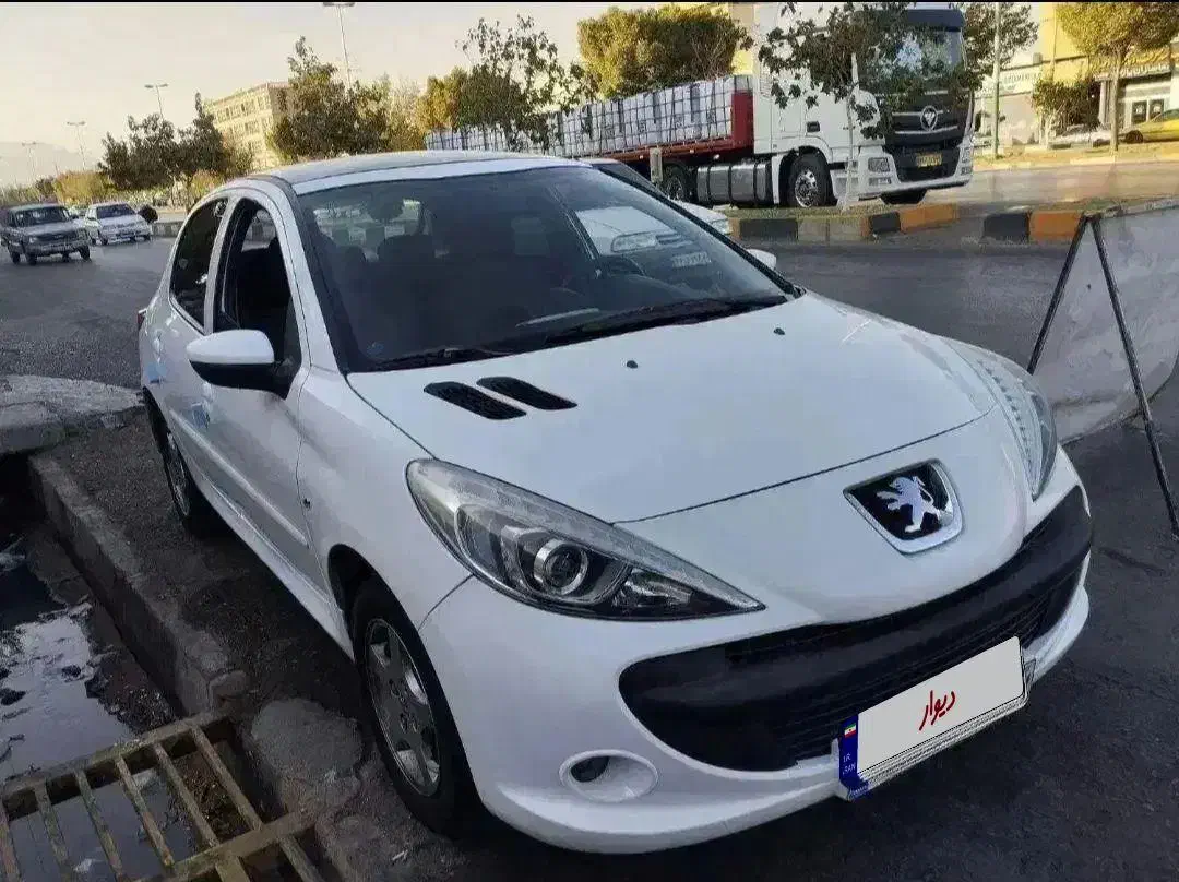 پژو207پاناروما اتومات مدل403|خودرو سواری و وانت|شیراز, چوگیاه|دیوار