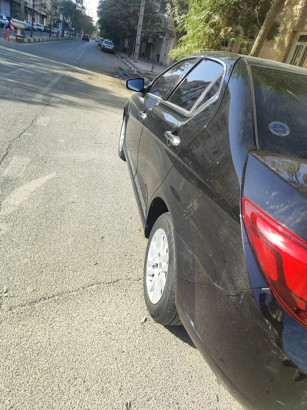 دنا پلاس ۶ دنده|خودرو سواری و وانت|پرند, فاز ۲|دیوار