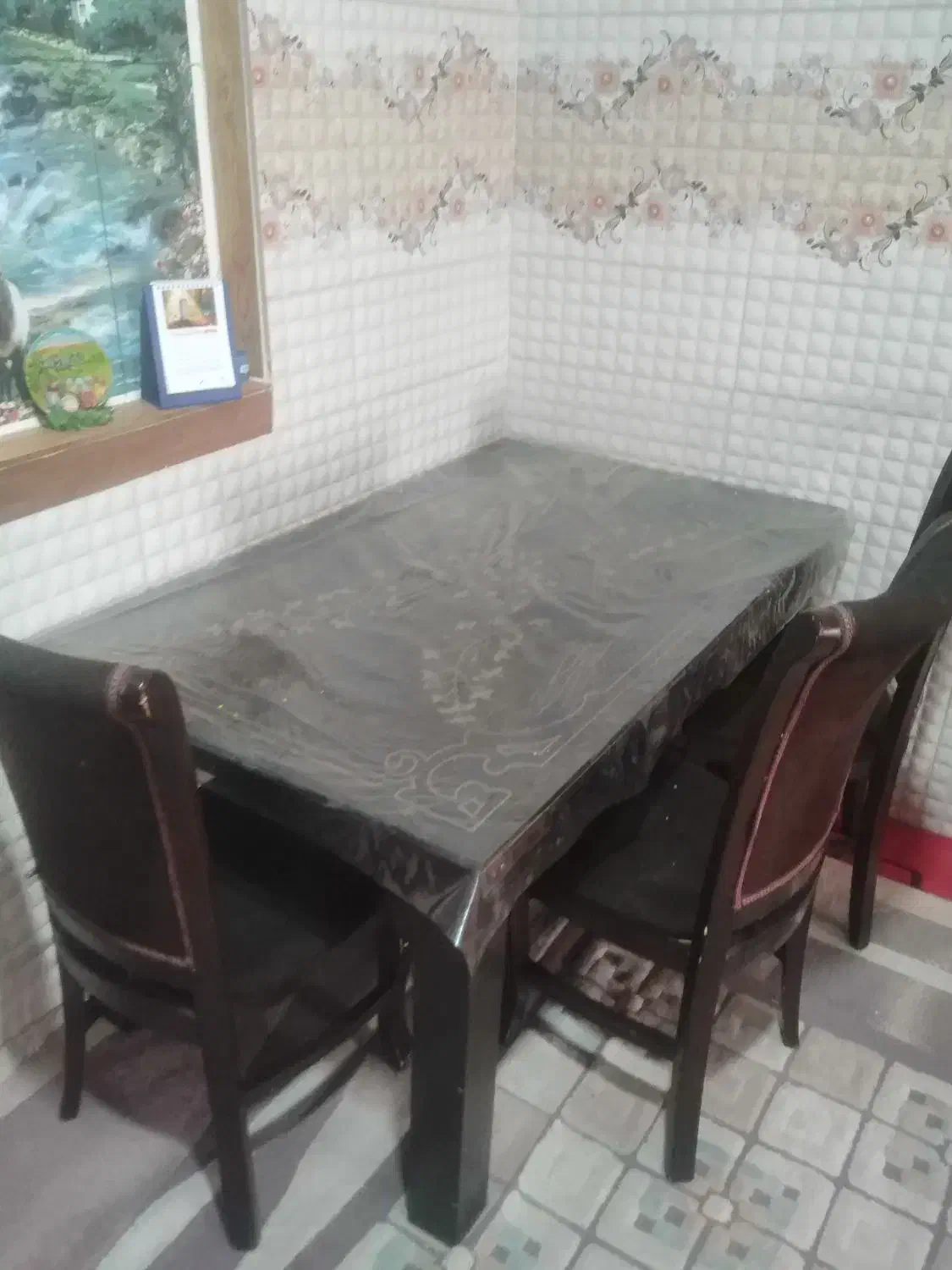 میز نهار خوری|میز و صندلی غذاخوری|یاسوج, |دیوار