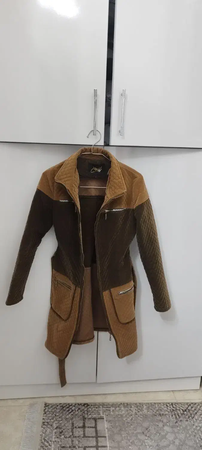 لباس گرم|لباس|نیشابور, گنبد سبز|دیوار