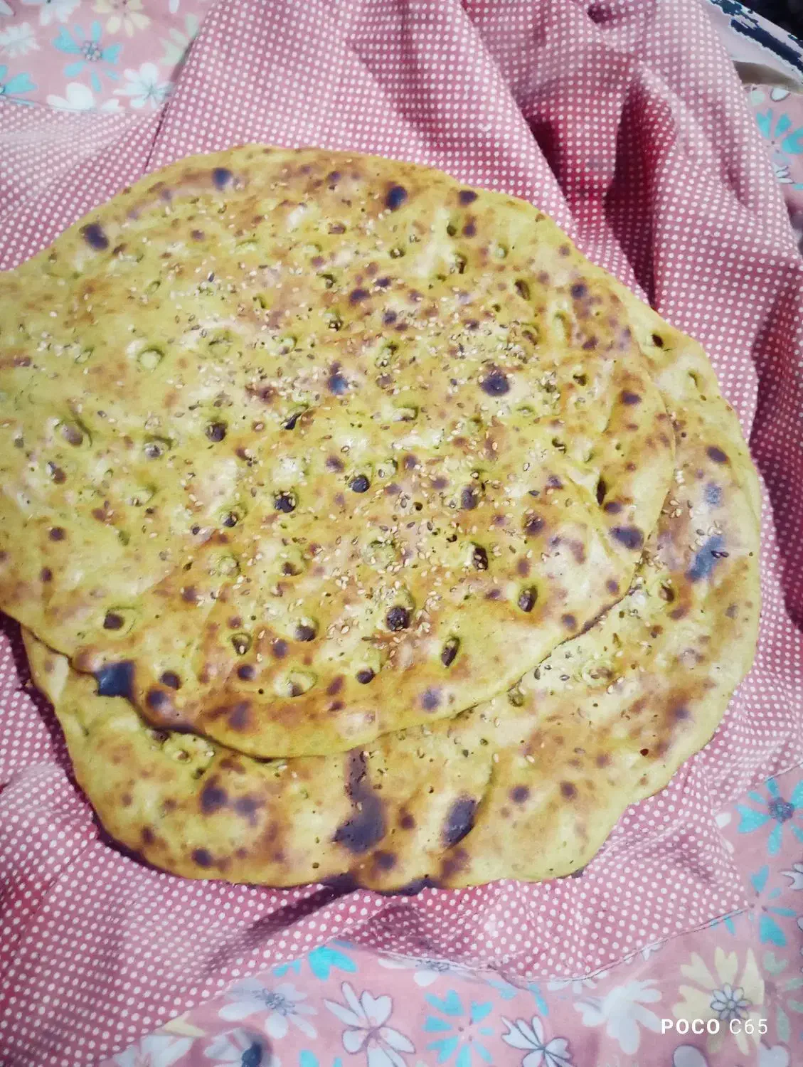 گرده گرم تنوری|خوردنی و آشامیدنی|خورموج, |دیوار