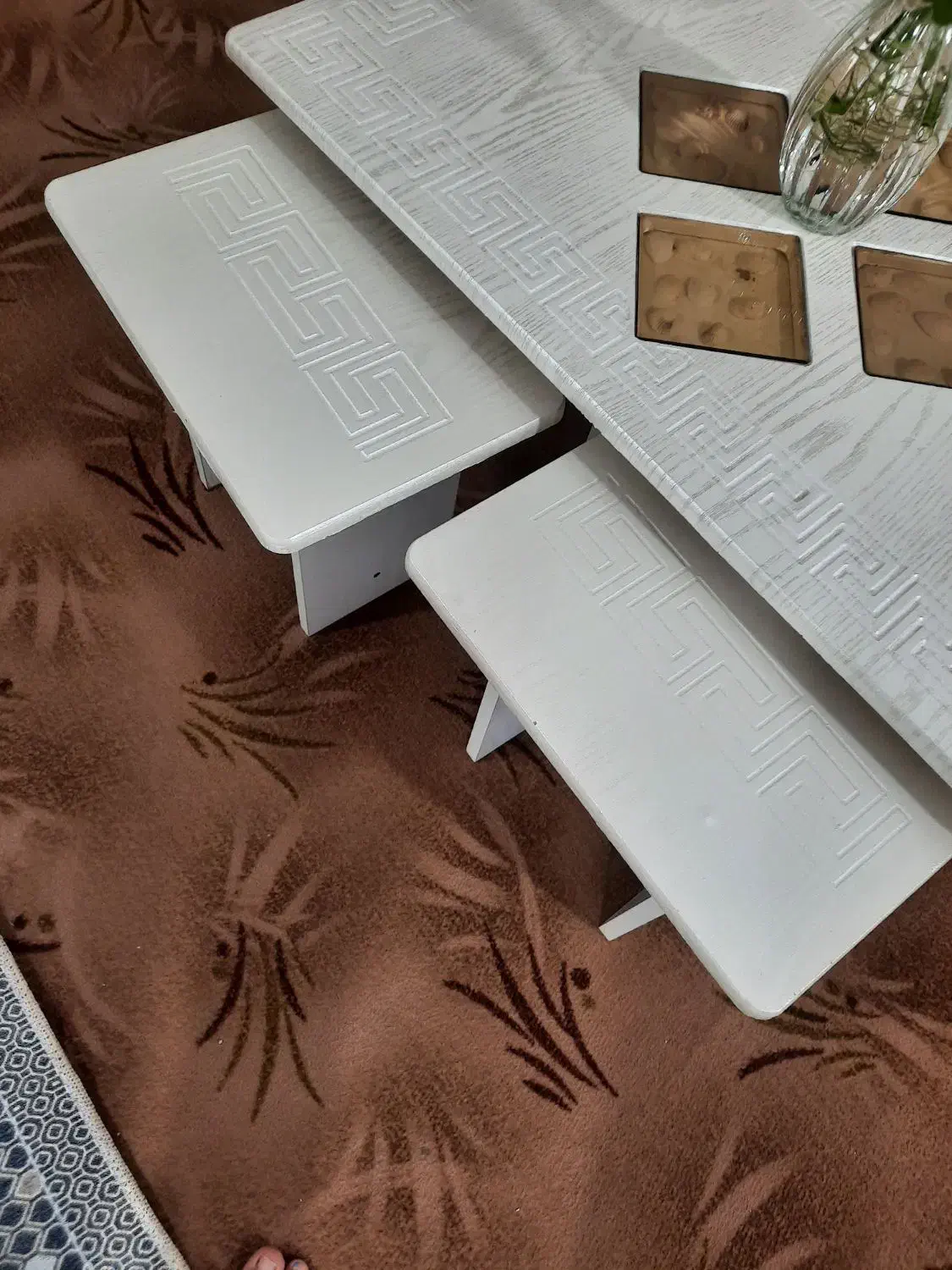 میز وسط با ۴ تا عسلی رنگ سفید|مبلمان خانگی و میز عسلی|قزوین, |دیوار