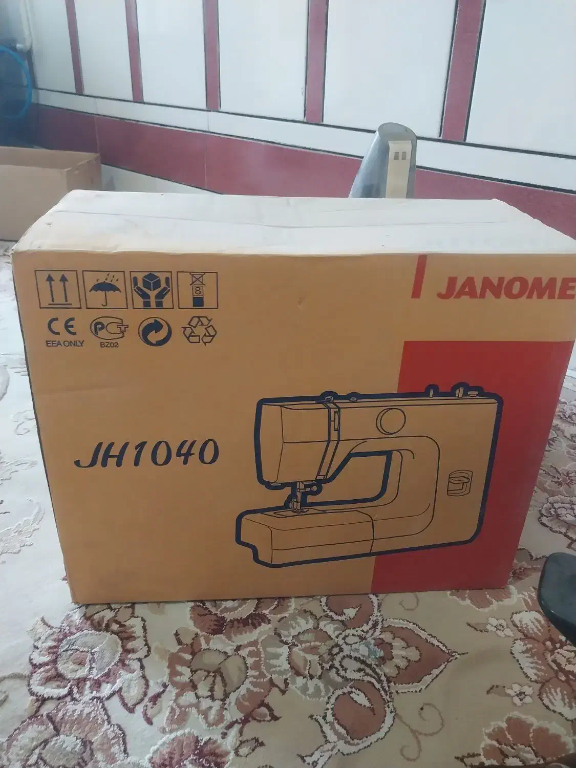 چرخ خیاطی ژانومه مدل ۱۰۴۰ آکبند|چرخ خیاطی و ریسندگی|خمینی‌شهر, |دیوار