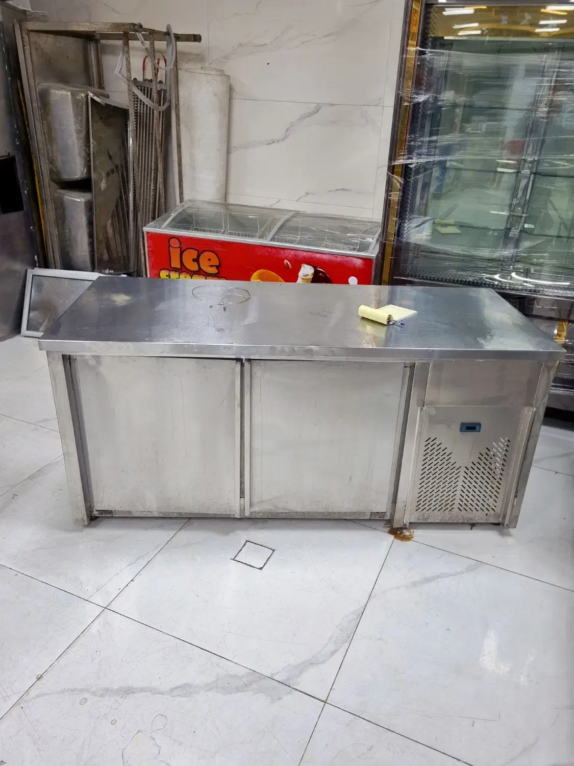 فریزر میز کاری مشابه آکبند|فروشگاه و مغازه|نسیمشهر, |دیوار