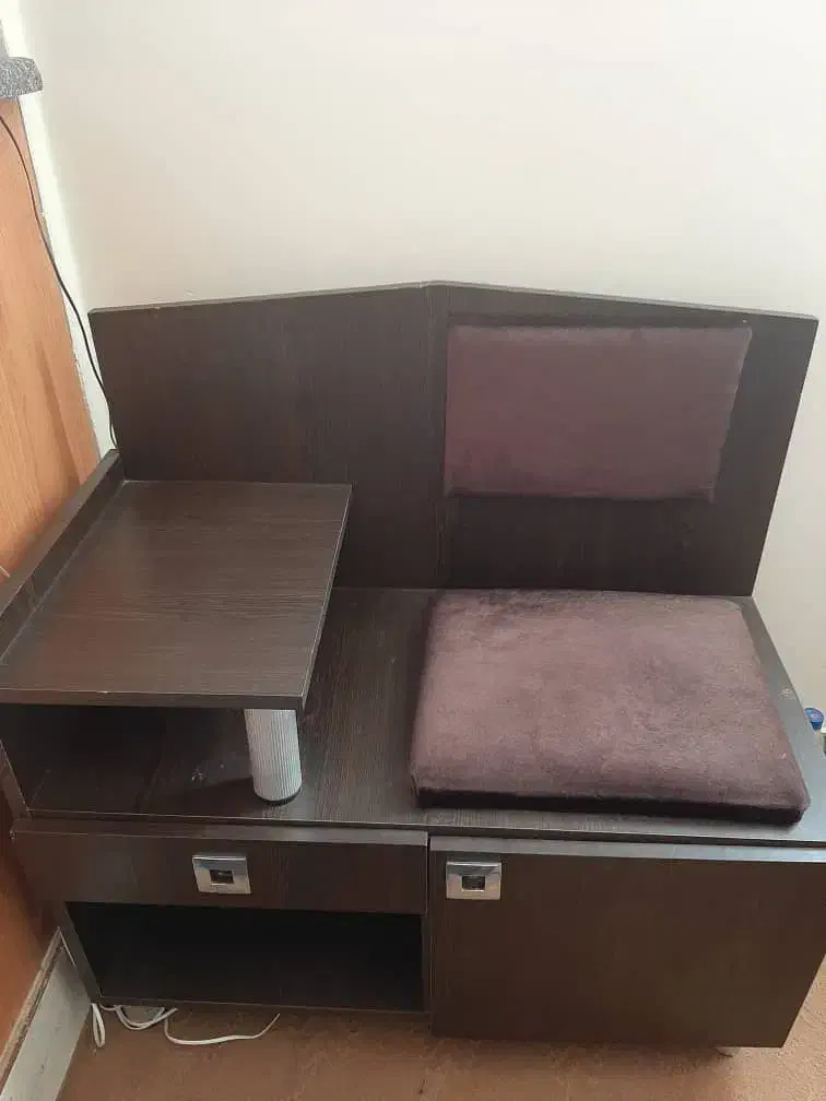 میز تلفن|میز تلفن|شیراز, شهرک مخابرات|دیوار