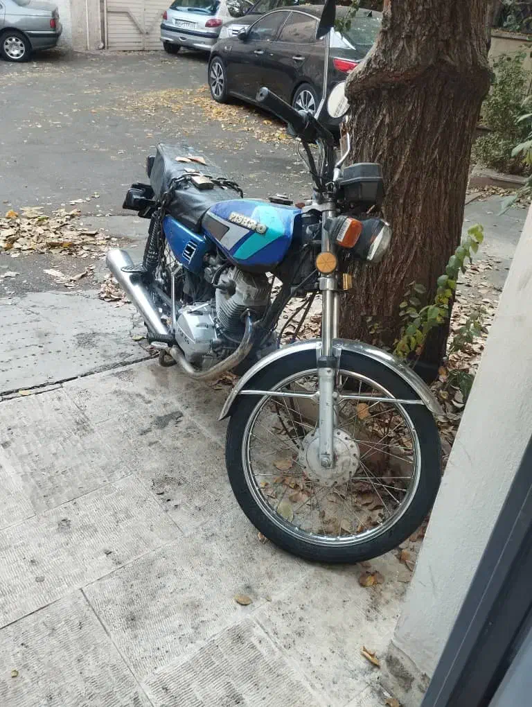 موتور ۱۲۵ استارتی تمیز تخفیف پای معامله|موتورسیکلت|تهران, چیذر|دیوار