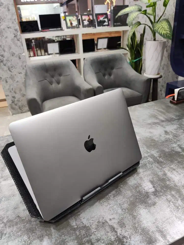 MacBook Pro 2017 Touch Bar (فروش اقساط)|رایانه همراه|قم, عمار یاسر|دیوار
