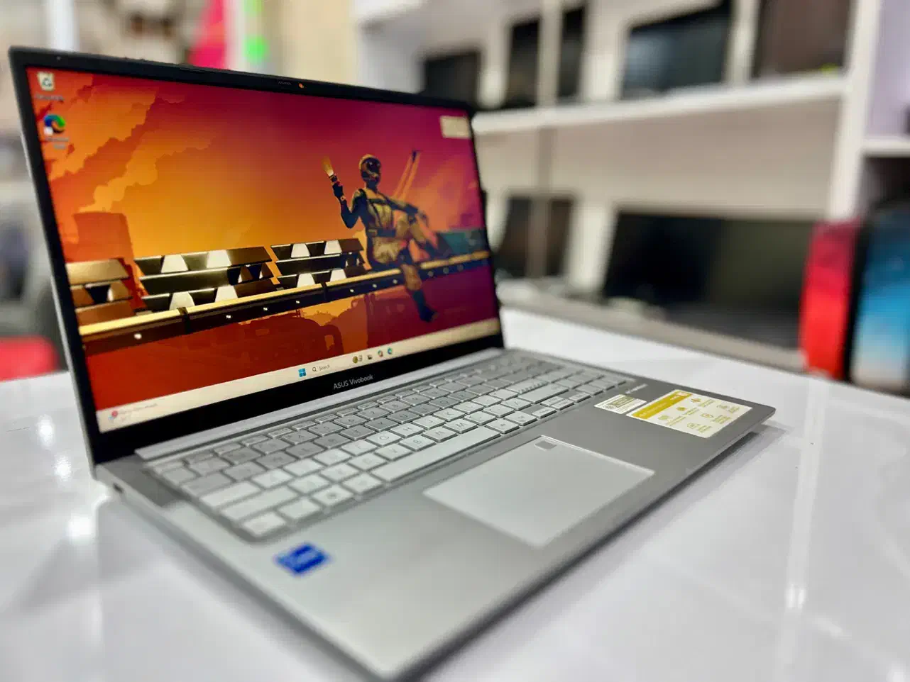 فروش انواع لب تاب + موس و کیف هدیه نقد / اقساط|رایانه همراه|برازجان, |دیوار