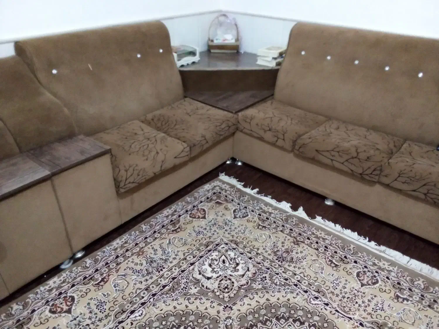مبل ال|مبلمان خانگی و میز عسلی|میان جلگه, |دیوار