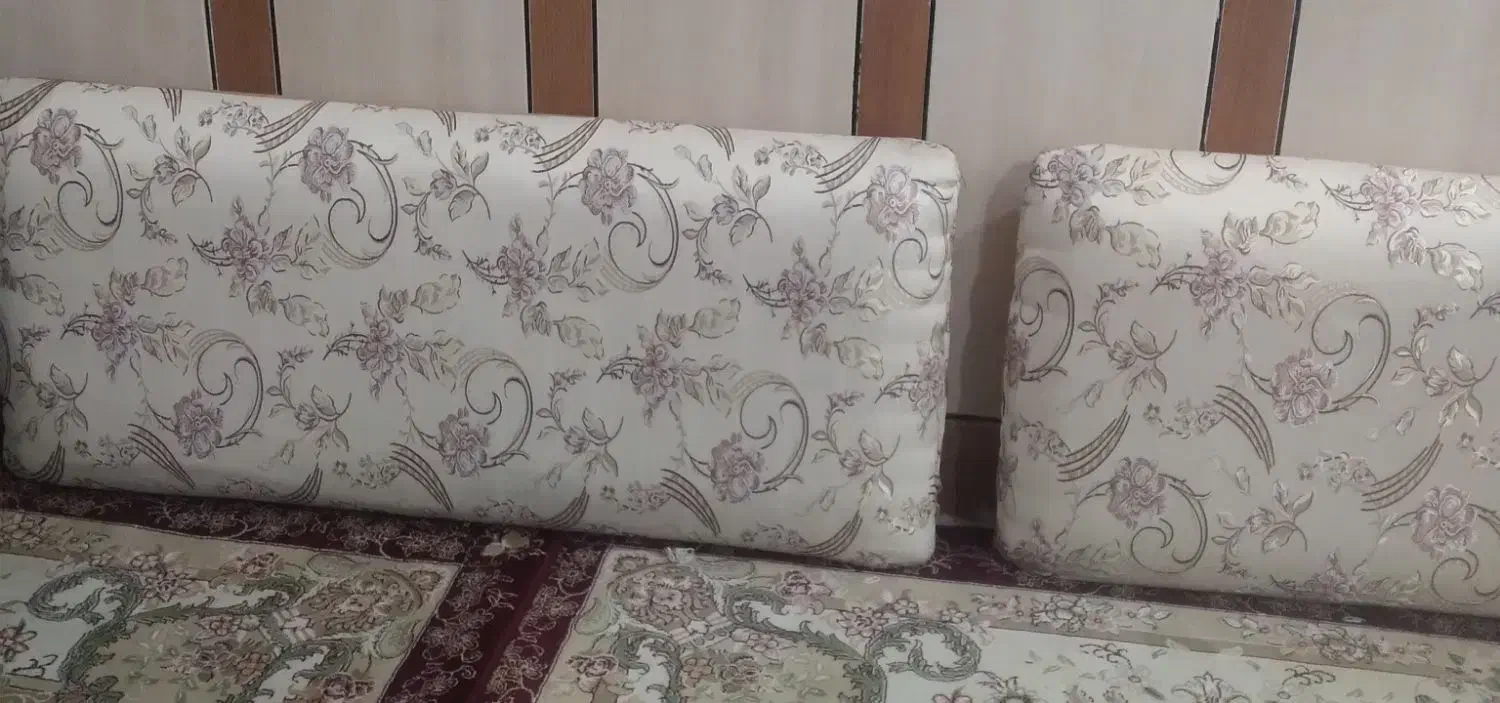 ۴تاپشتی درحد نو|پشتی|شوشتر, |دیوار