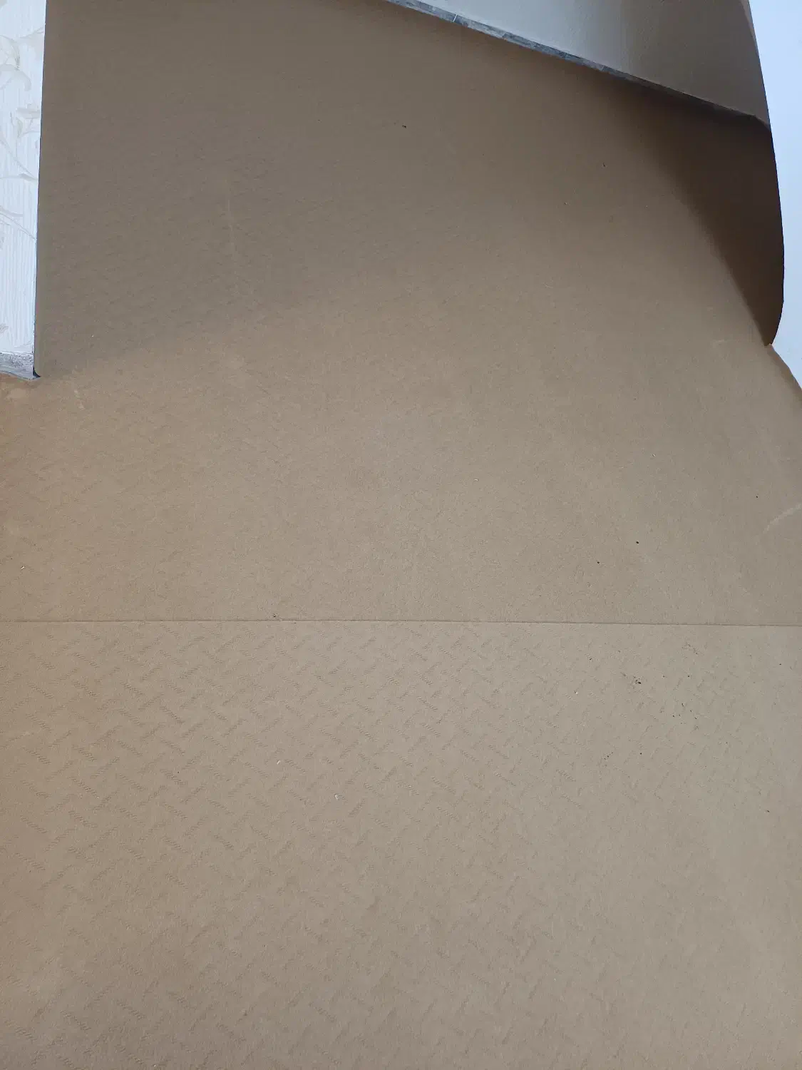 چهار تیکه موکت تمیز رنگ شکلاتی طرح دار|موکت|قروه, |دیوار