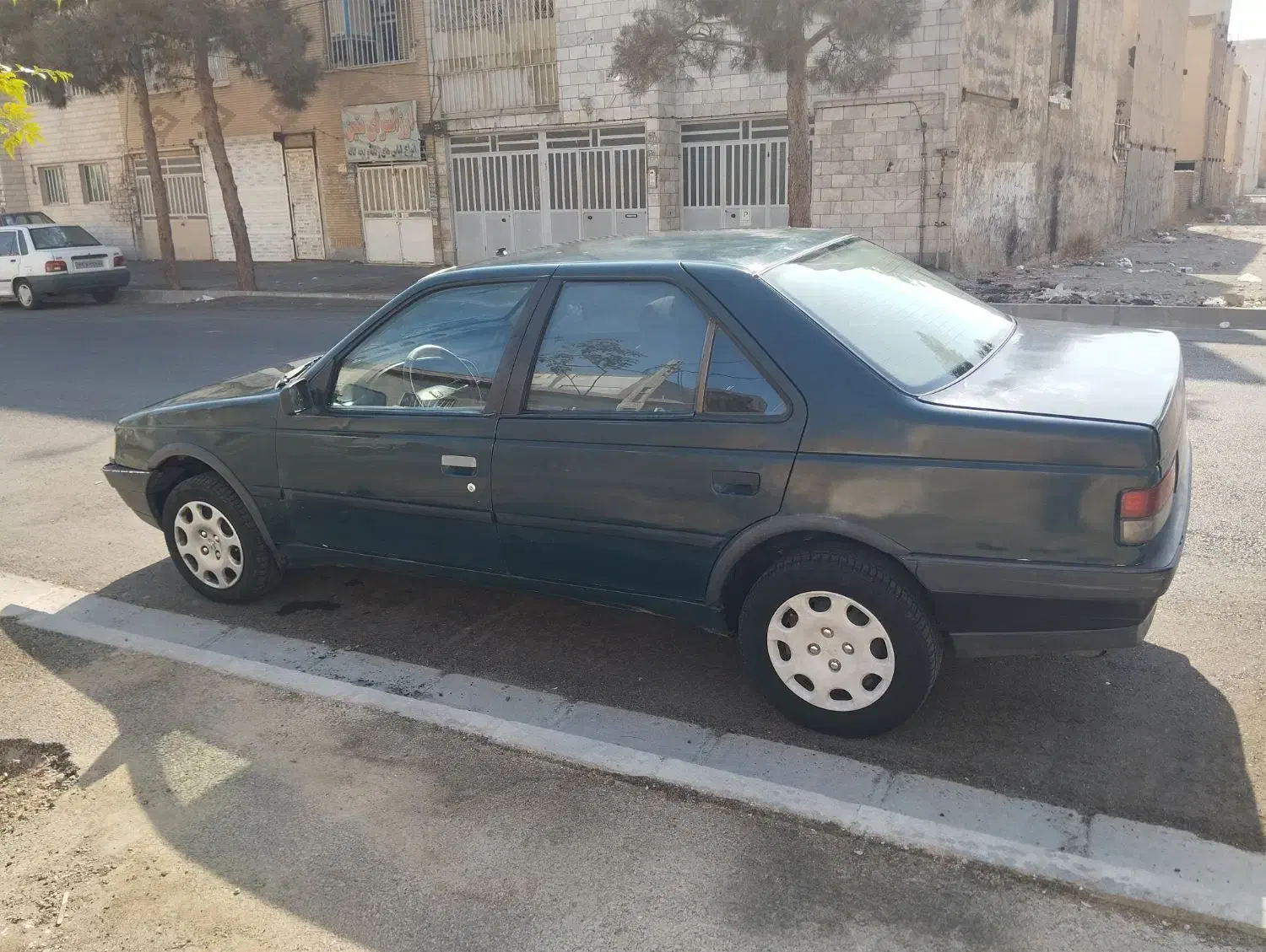 اردی مدل ۸۳سالم|خودرو سواری و وانت|فردیس, خیام شرقی|دیوار