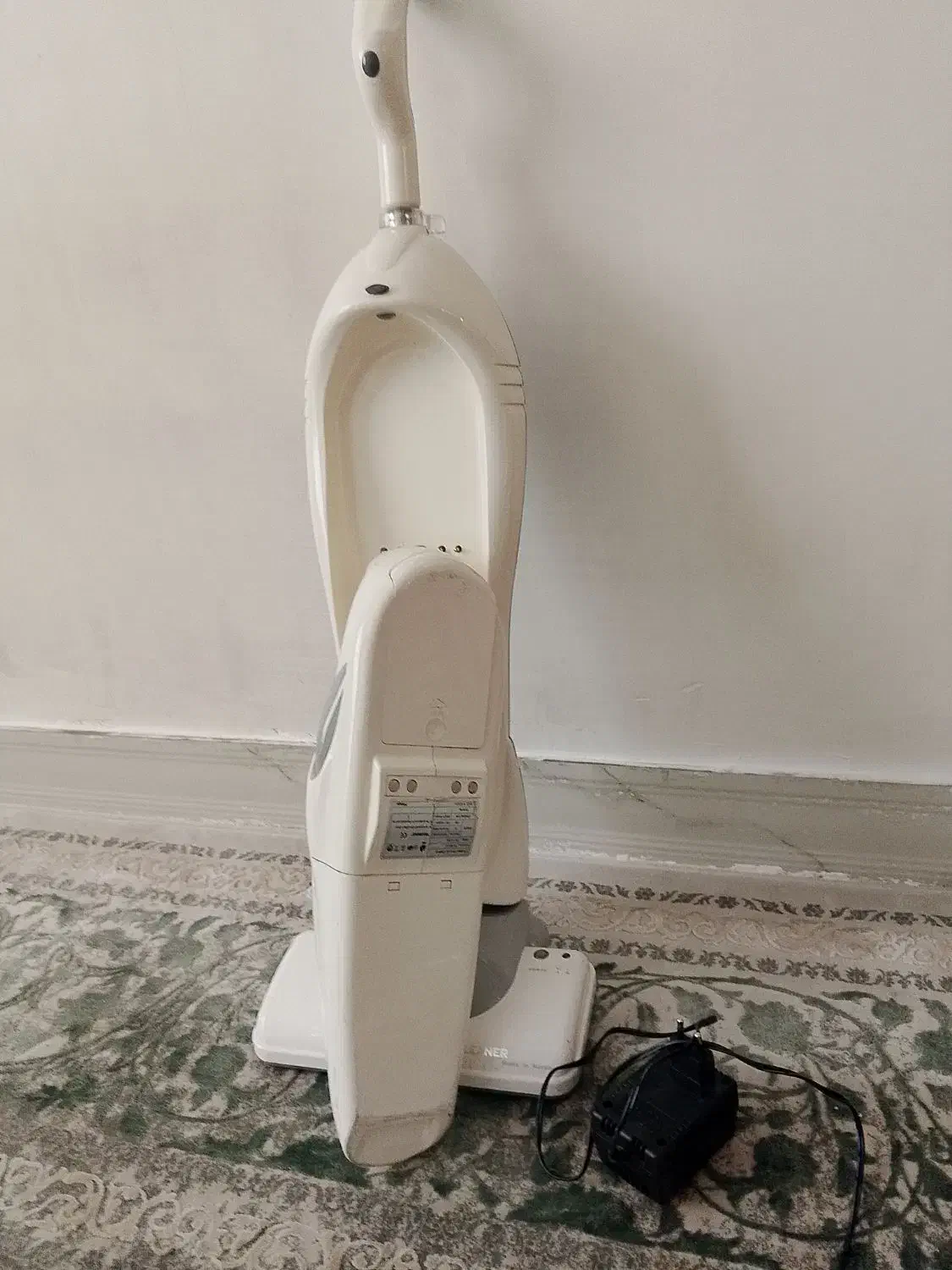 جارو شارژی میز تلویزیون تابلو|جاروبرقی، جارو شارژی، بخارشو|تهران, نعمتآباد|دیوار