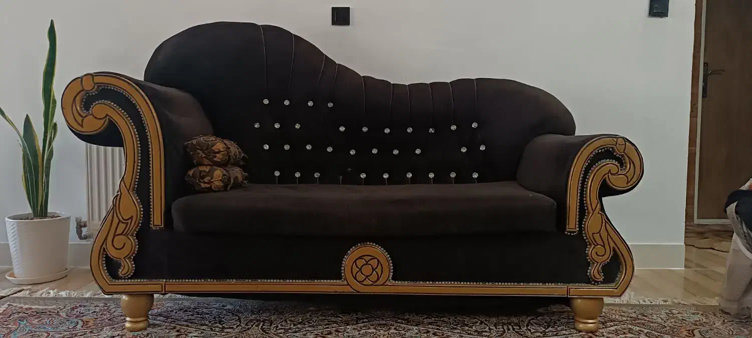 مبل راحتی کلاسیک (دسته 2)|مبلمان خانگی و میز عسلی|هشتگرد, ینگی امام|دیوار