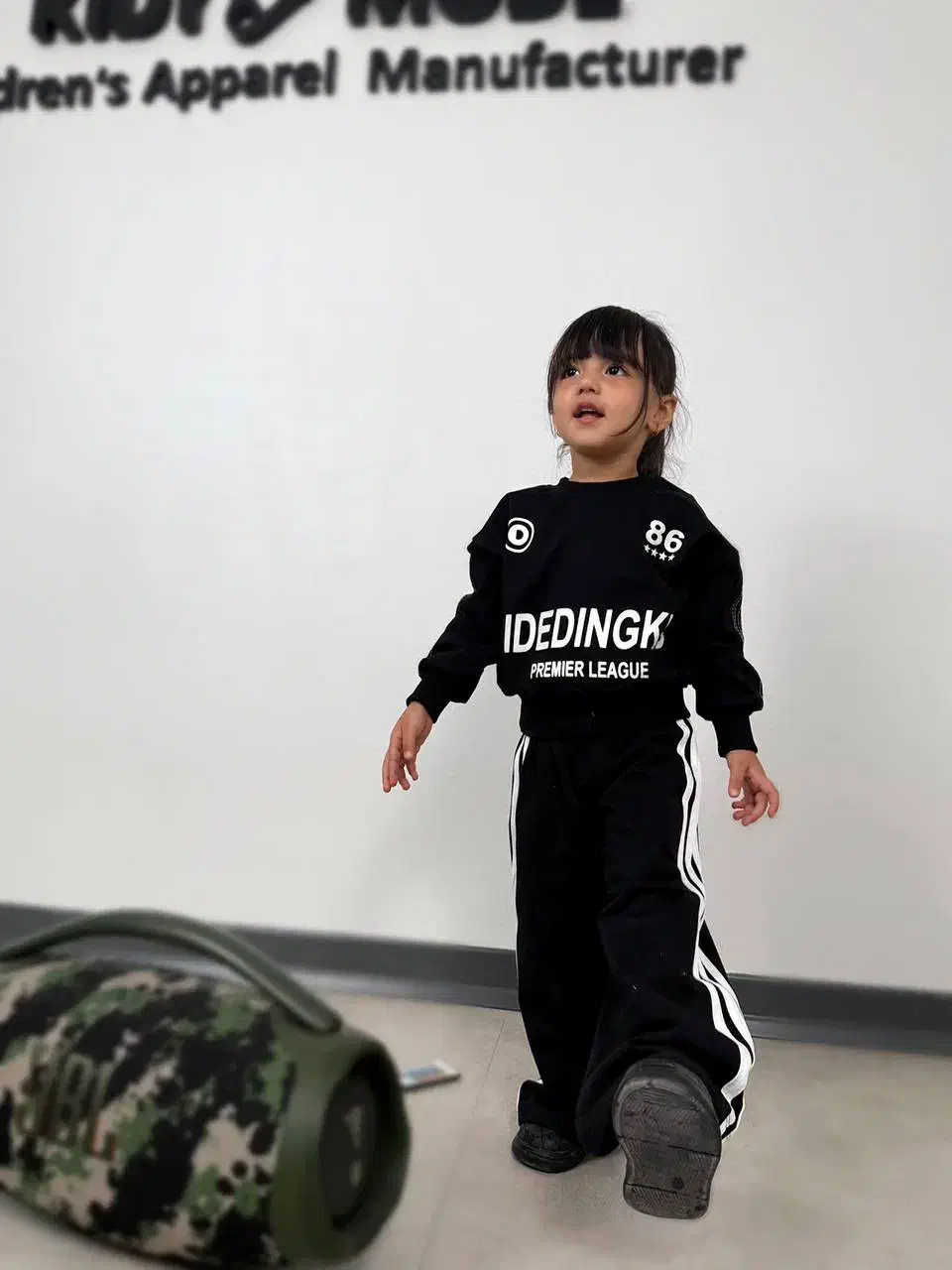 لباس یلدایی|کفش و لباس بچه|قم, بنیاد|دیوار