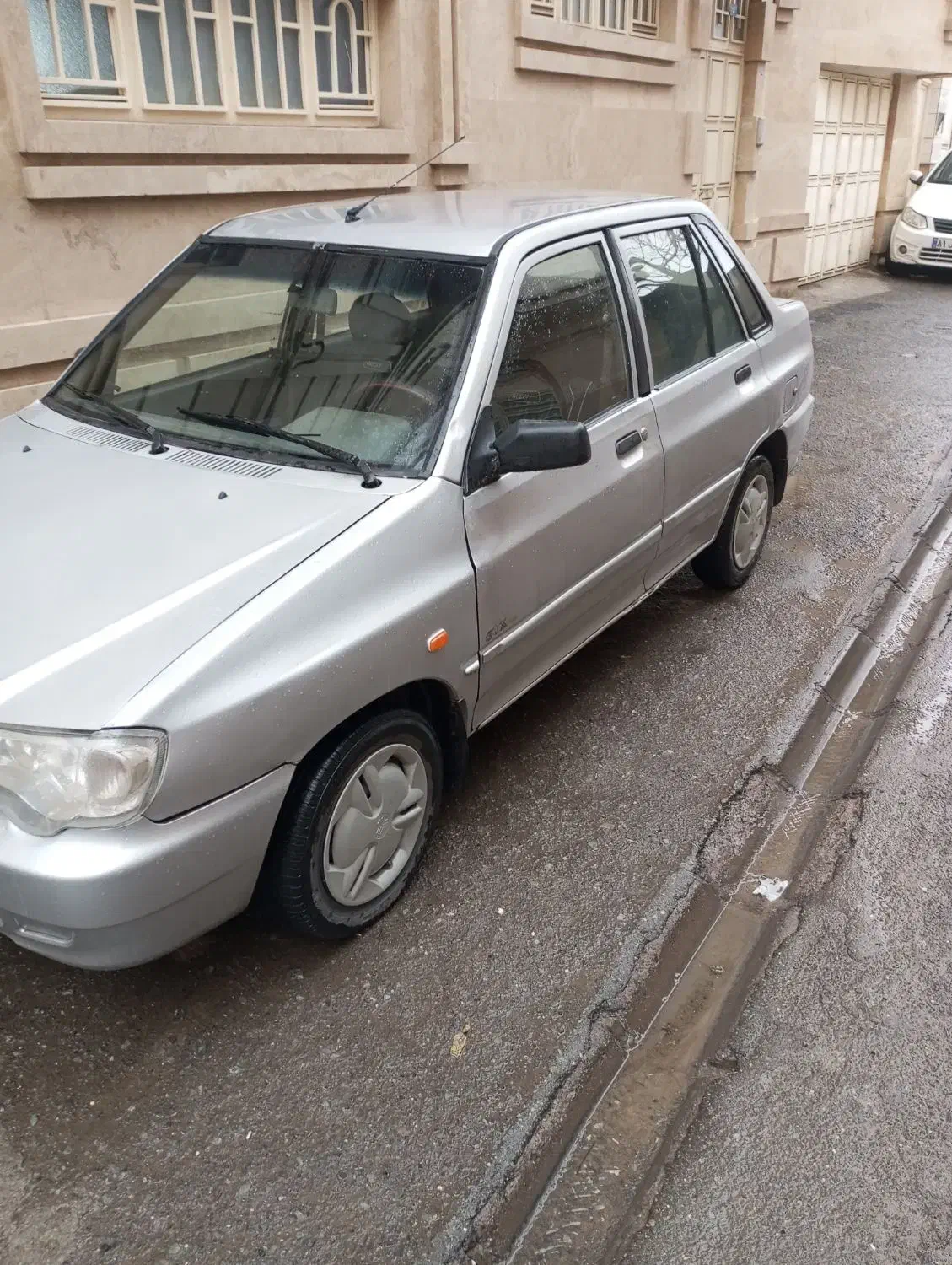 پراید132نقره‌ای|خودرو سواری و وانت|تربت‌حیدریه, ۴۵ متری|دیوار