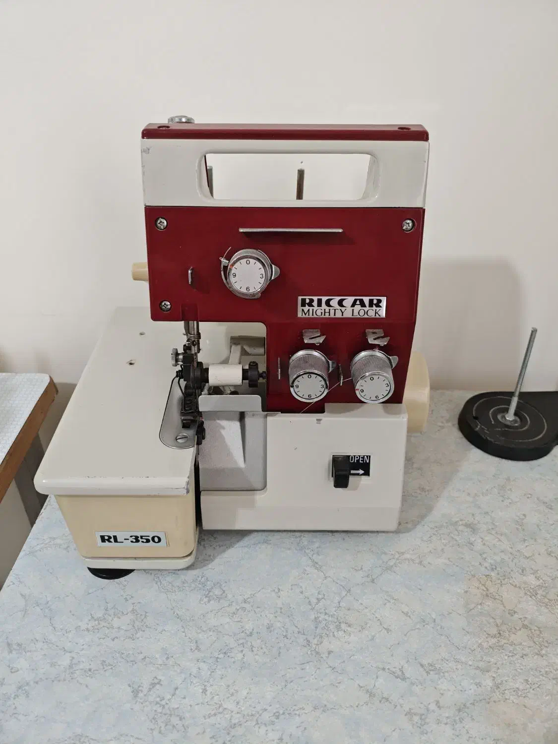 سردوز سه نخ ریکار|چرخ خیاطی و ریسندگی|گرمسار, |دیوار