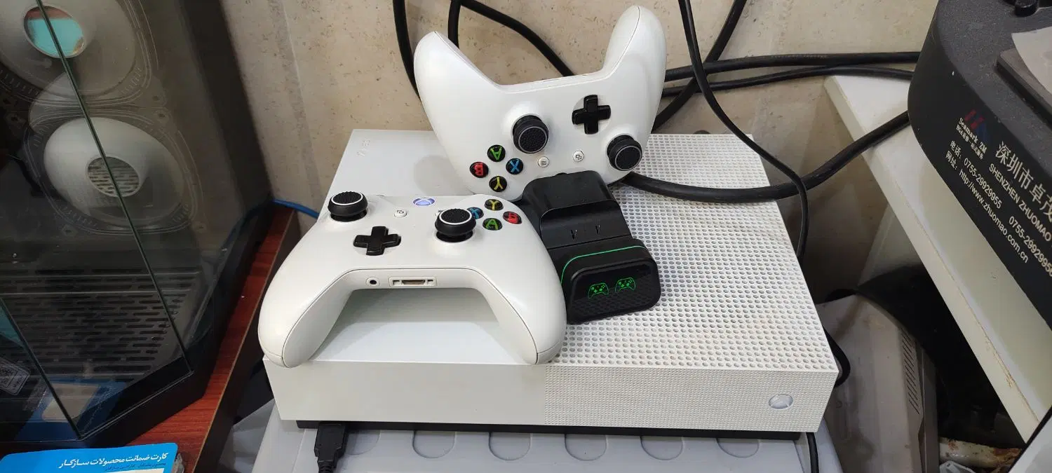 xbox one s 1t|کنسول، بازی ویدئویی و آنلاین|بوشهر, |دیوار