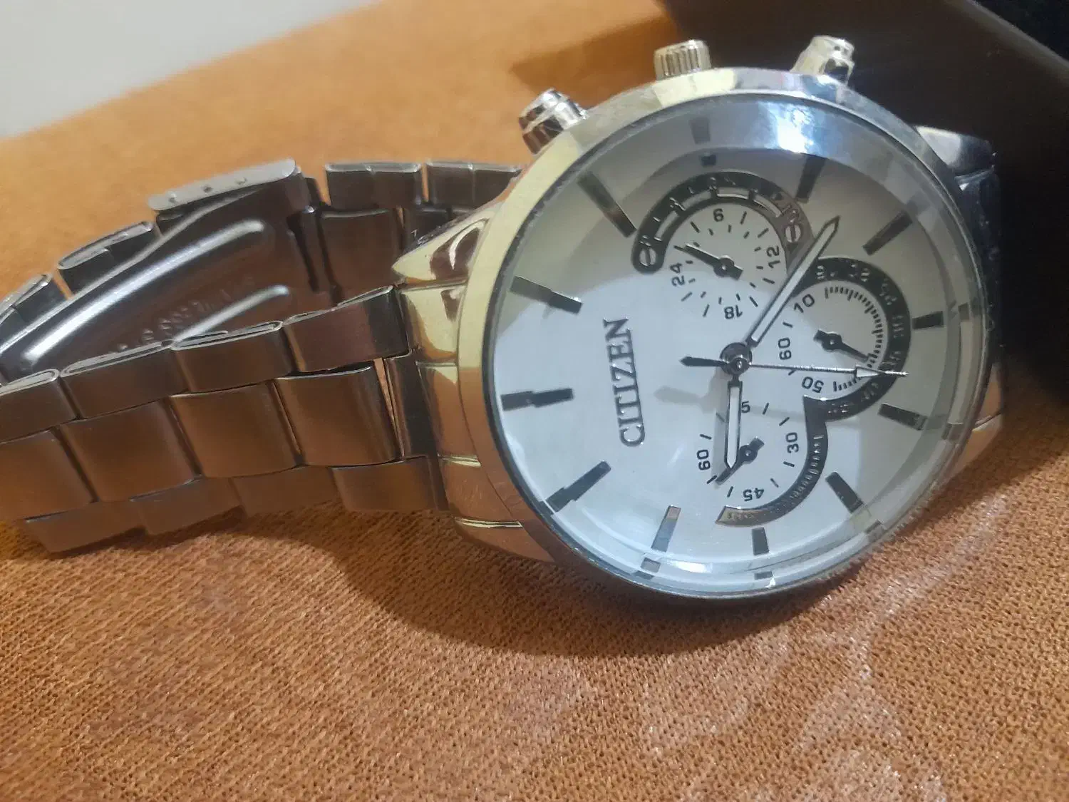 ساعت مردانه نونوسالم سالم|ساعت|شیراز, لب آب|دیوار