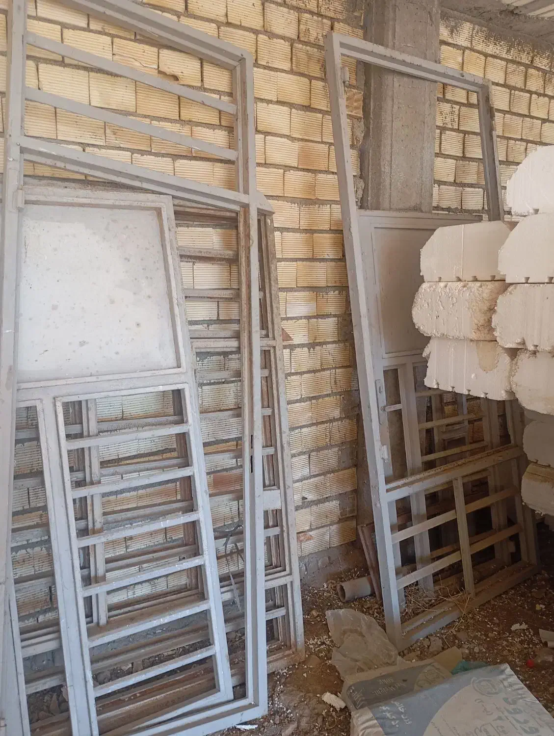 درب و پنجره|مصالح و تجهیزات ساختمان|شاهیوند, |دیوار