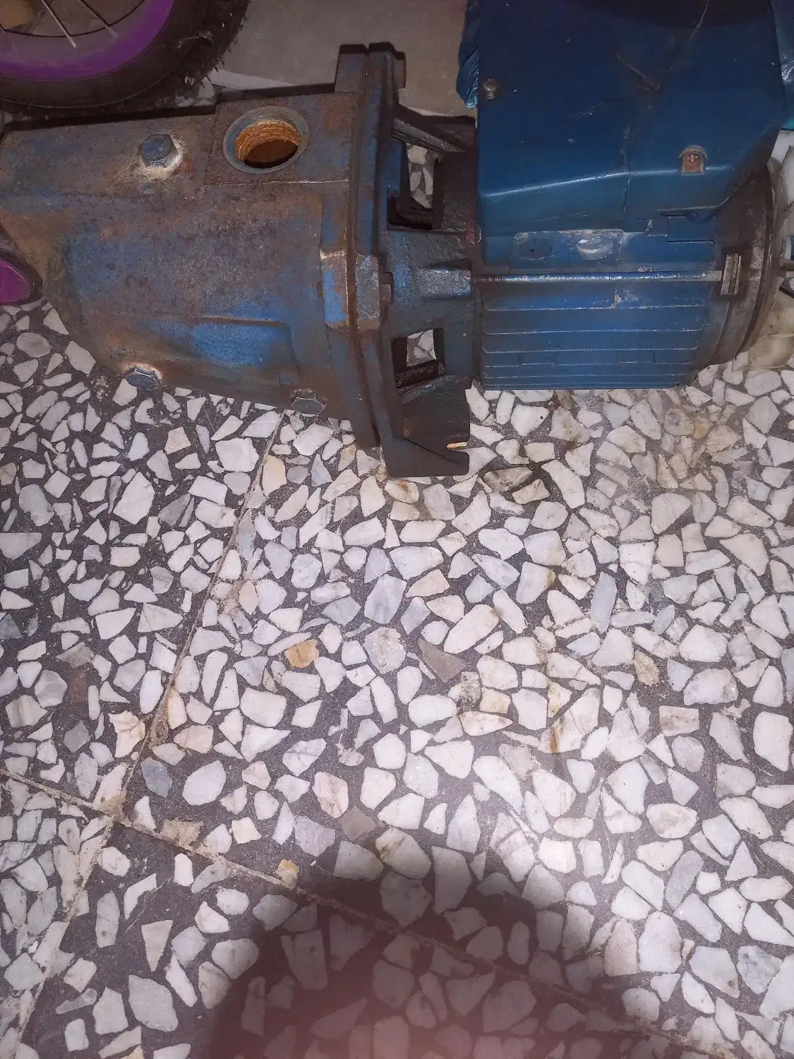 پمپ آب|ابزارآلات|لنگرود, |دیوار