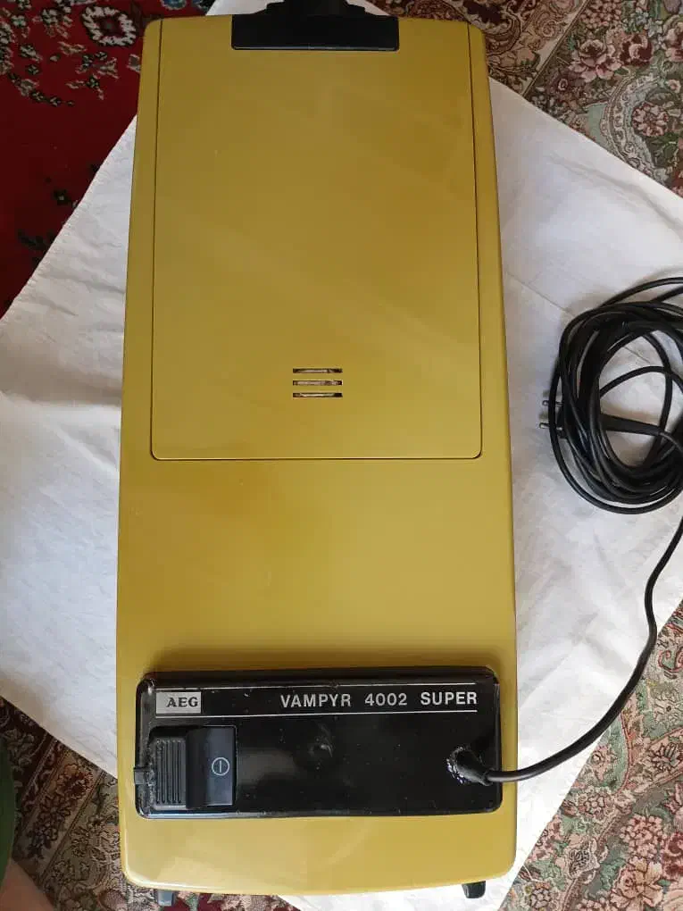 جارو برقی  AEG  مدل  VAMPYR  4002|جاروبرقی، جارو شارژی، بخارشو|ری, سیزده آبان|دیوار