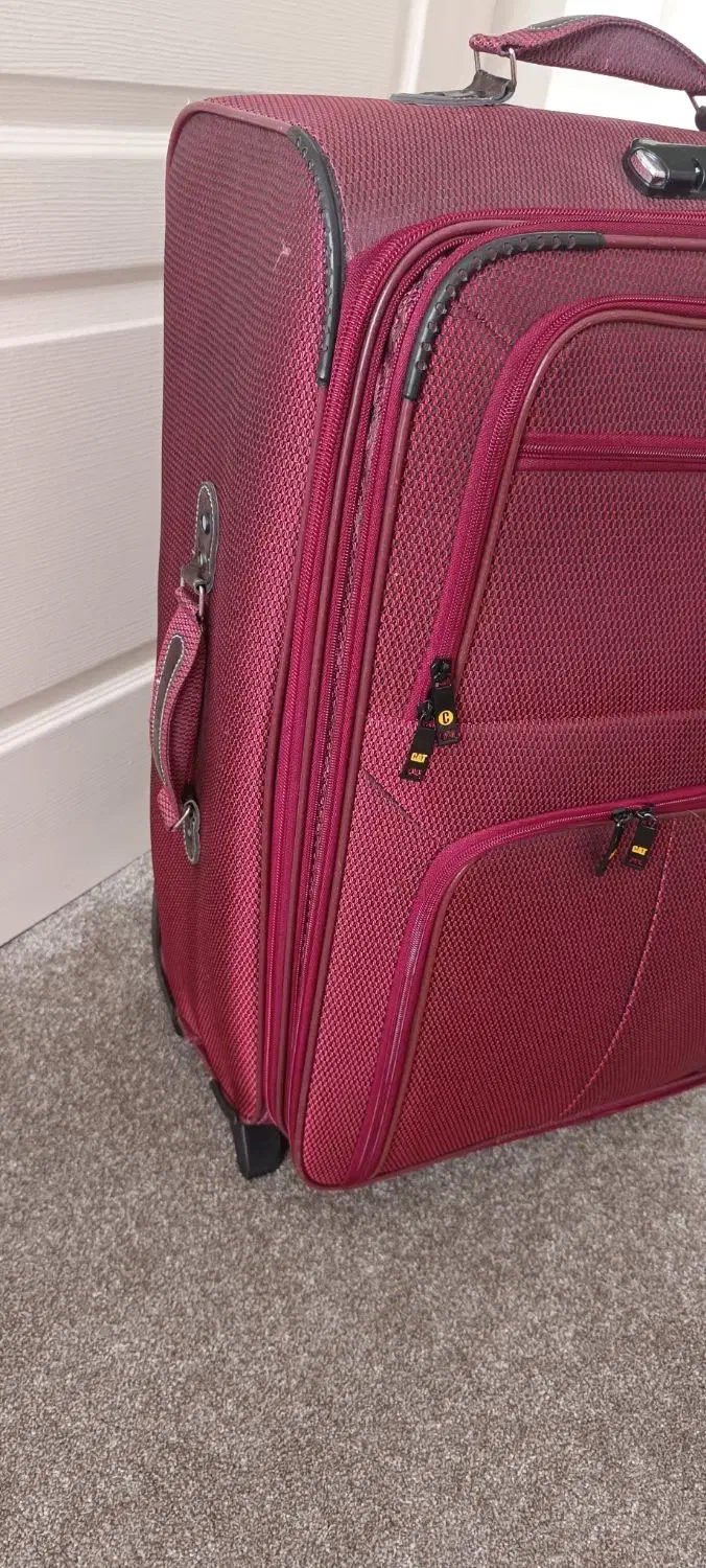 چمدان در حد نو در دو سایز بزرگ و متوسط|کیف، کفش، کمربند|پردیس, فاز ۱۱|دیوار