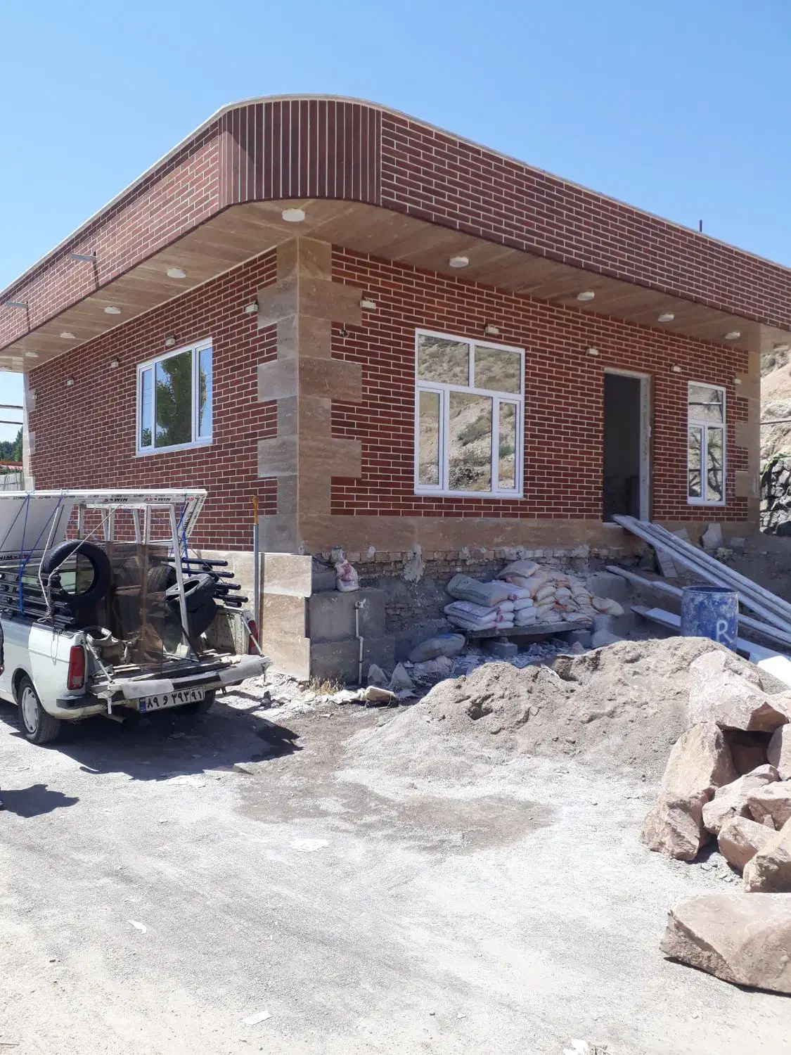 شیشه بری ساختمانی شهرام|خدمات پیشه و مهارت|اردبیل, |دیوار