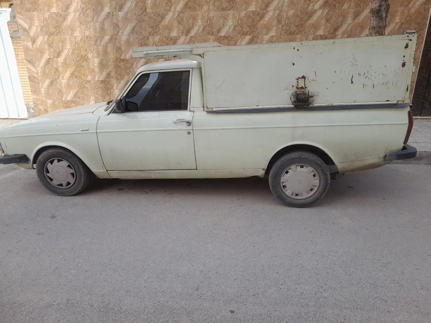 وانت ۹۰|خودرو سواری و وانت|نهاوند, |دیوار