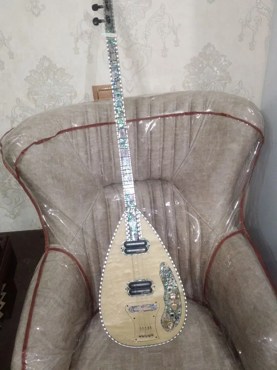 باغلاما برقی|سازهای سنتی|مشگین شهر, |دیوار