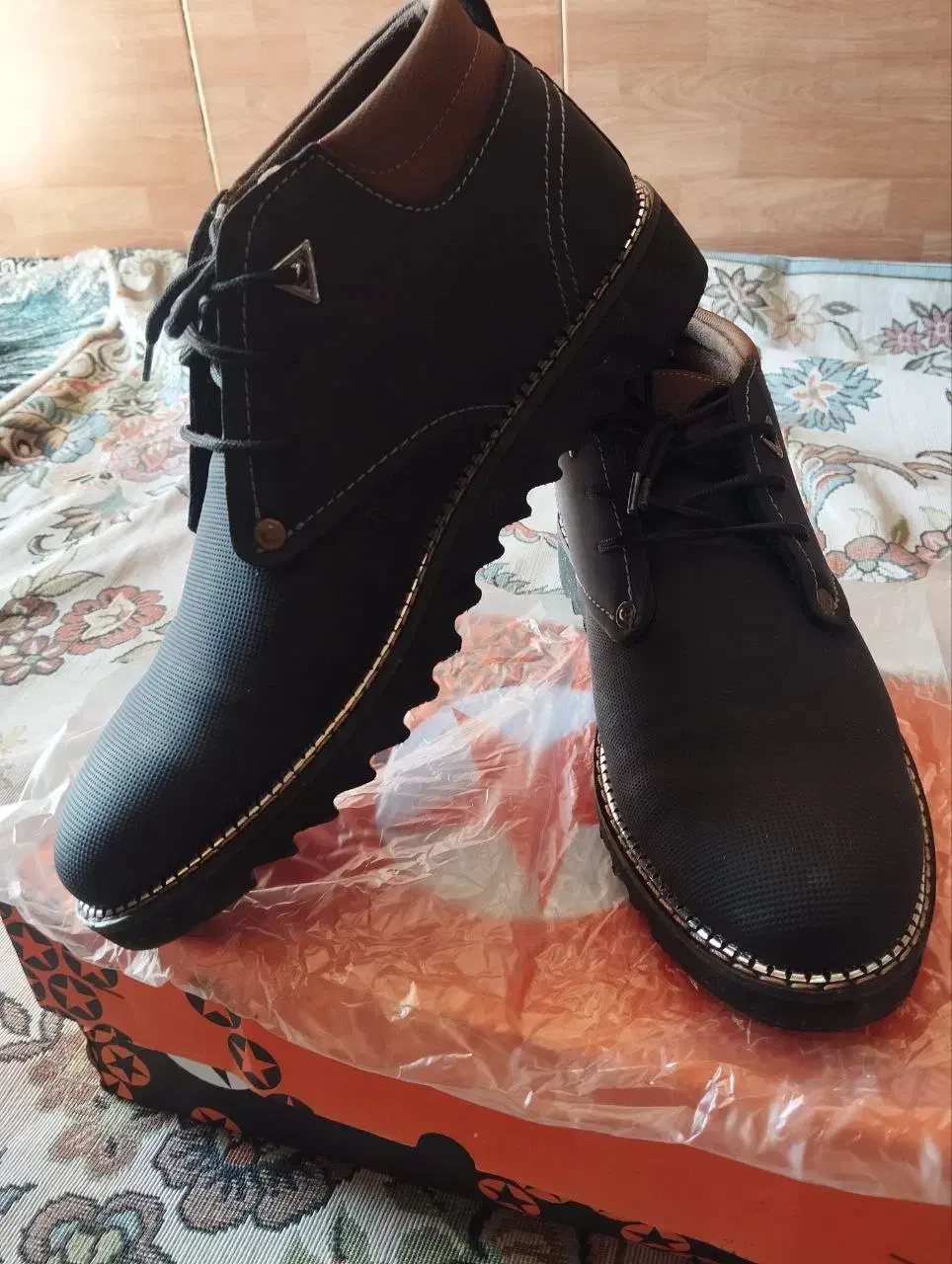 کفش و کتونی نو|کیف، کفش، کمربند|بروجرد, |دیوار