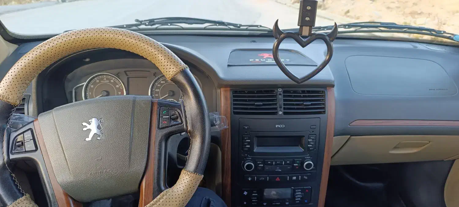 پارس 1401|خودرو سواری و وانت|بروجرد, |دیوار