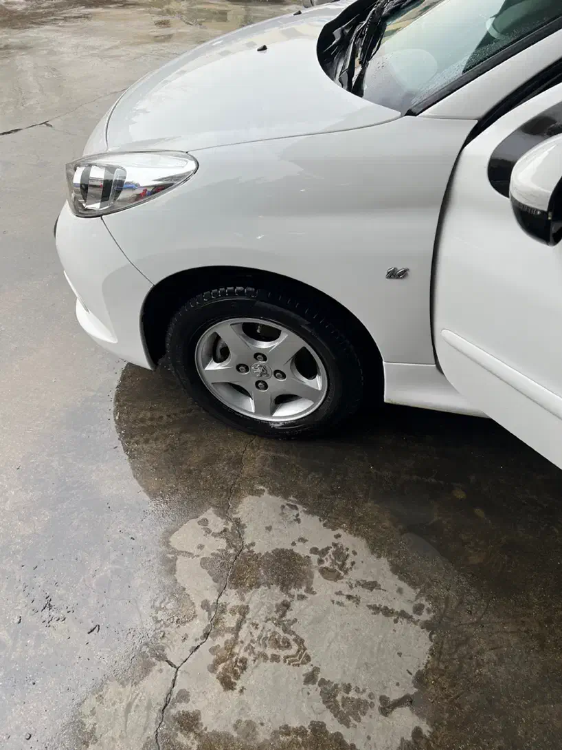 پژو ۲۰۷ کم کار کرد بیرنگ|خودرو سواری و وانت|تهران, تهرانسر غربی|دیوار